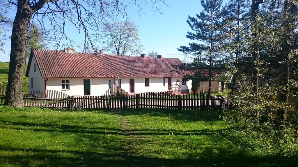 Dworek Szarki ภายนอก รูปภาพ