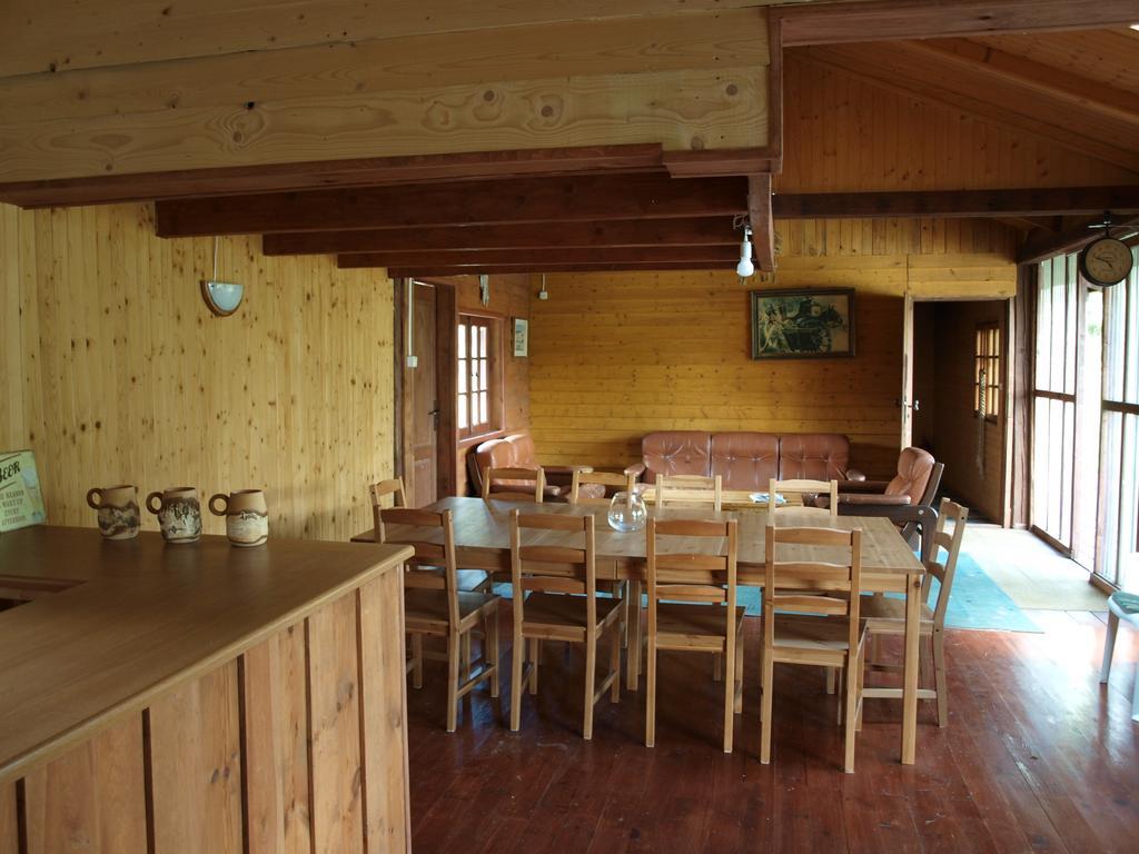 Dworek Szarki ภายนอก รูปภาพ