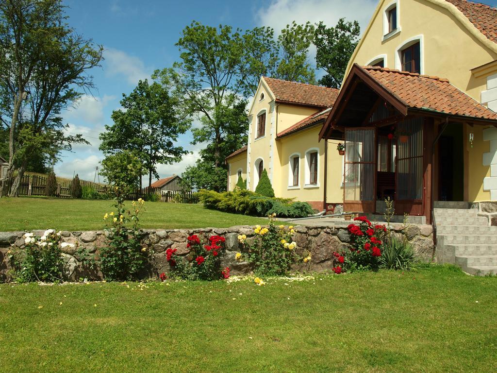 Dworek Szarki ภายนอก รูปภาพ