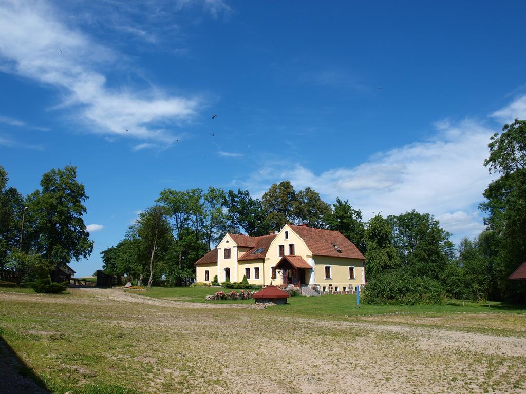 Dworek Szarki ภายนอก รูปภาพ